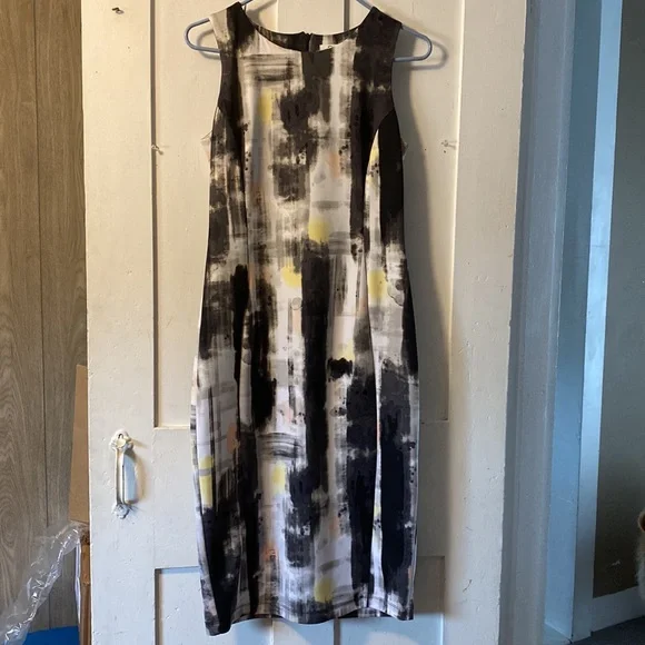 Cato Dress - Picture 2 of 4